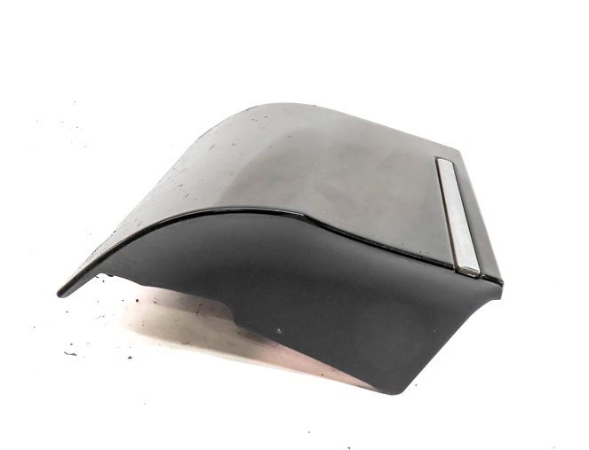 Thumbnail 4: 2011 AUDI Q7 (4L) FRONT LEFT DRIVER LOWER FENDER TRIM MOULDING (Black)