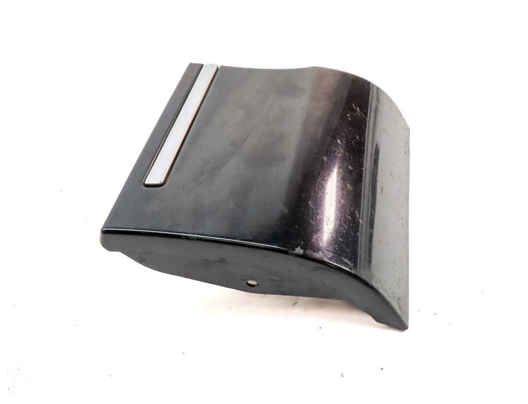 Thumbnail 6: 2011 AUDI Q7 (4L) FRONT LEFT DRIVER LOWER FENDER TRIM MOULDING (Black)