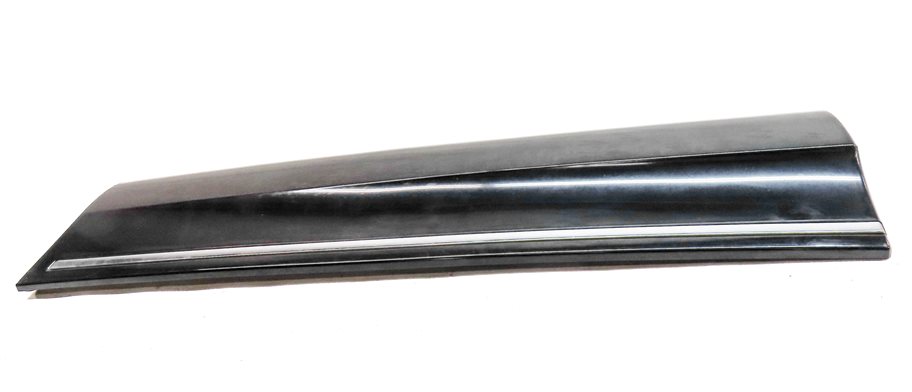 Thumbnail 2: 2011 AUDI Q7 (4L) REAR LEFT LOWER DOOR EXTERIOR TRIM MOULDING (Black)