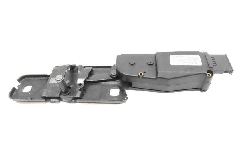 Thumbnail 4: 2015 AUDI Q5 (B8 8R) REAR TRUNK TAILGATE LIFTGATE HATCH LID LATCH STRIKER PLATE