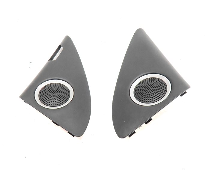 Thumbnail 2: 2015 AUDI Q5 (B8 8R) BANG & OLUFSEN LEFT & RIGHT TWEETER SPEAKER GRILLE SET/2