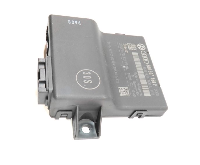 Thumbnail 4: 2015-2017 AUDI Q5 SQ5 (B8 8R) NETWORK INTERFACE DATA BUS GATEWAY CONTROL MODULE
