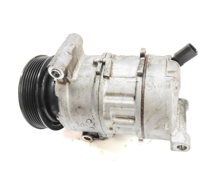 Thumbnail 4: 17-20 AUDI A4 A5 A6 (B9 F5 8W 8WS) 2.0L CYMC TURBO ENGINE A/C COMPRESSOR PUMP