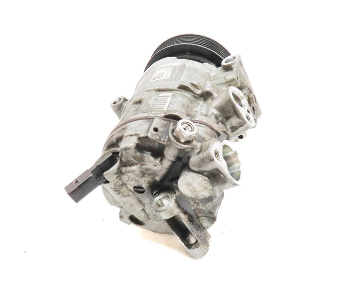 Thumbnail 5: 17-20 AUDI A4 A5 A6 (B9 F5 8W 8WS) 2.0L CYMC TURBO ENGINE A/C COMPRESSOR PUMP