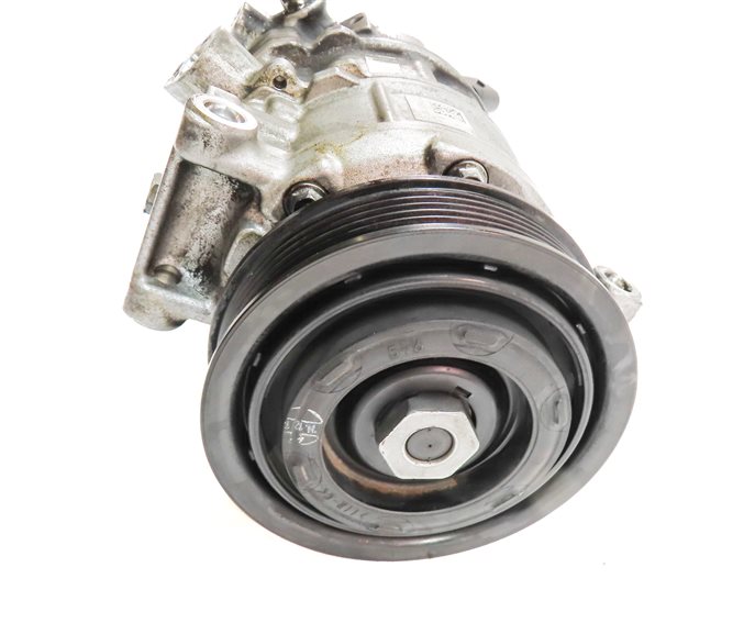 Thumbnail 7: 17-20 AUDI A4 A5 A6 (B9 F5 8W 8WS) 2.0L CYMC TURBO ENGINE A/C COMPRESSOR PUMP