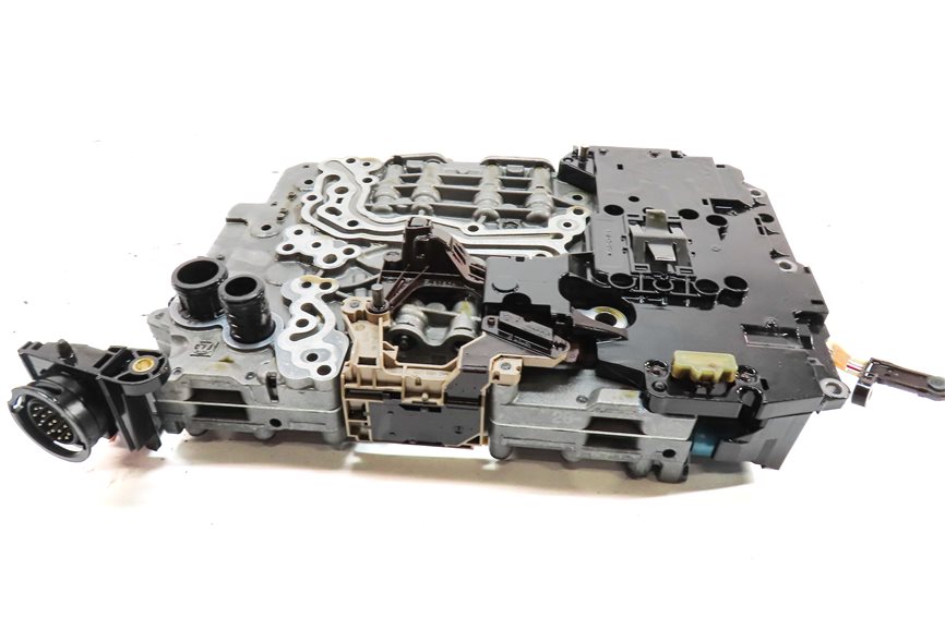 Thumbnail 7: 15-17 AUDI Q5 (B8 8R) 2.0L AWD AUTOMATIC TRANSMISSION VALVE BODY & MECHATRONIC