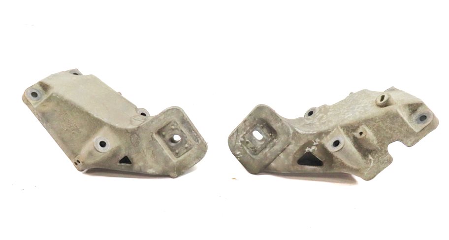 Thumbnail 2: 2010 LAND ROVER LR4 (L319) 5.0L NON-SUPER ENGINE MOTOR MOUNT BRACKET SET/2
