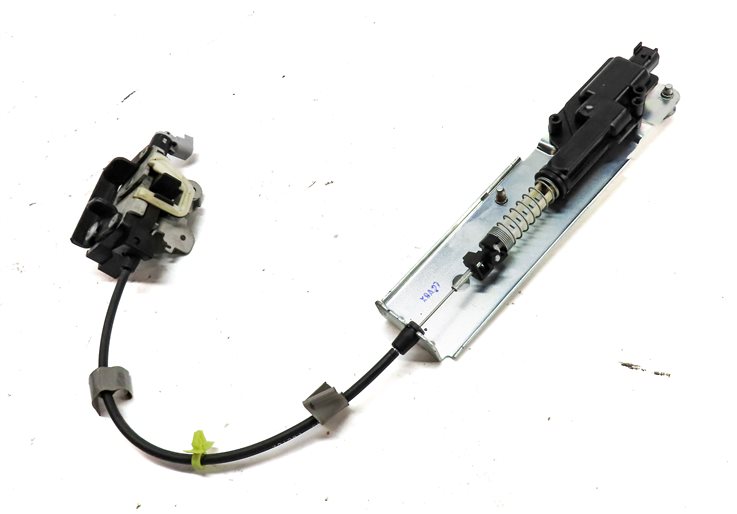 Thumbnail 6: 2010 LAND ROVER LR4 (L319) REAR TRUNK LIFTGATE HATCH LID LOCK LATCH ACTUATOR