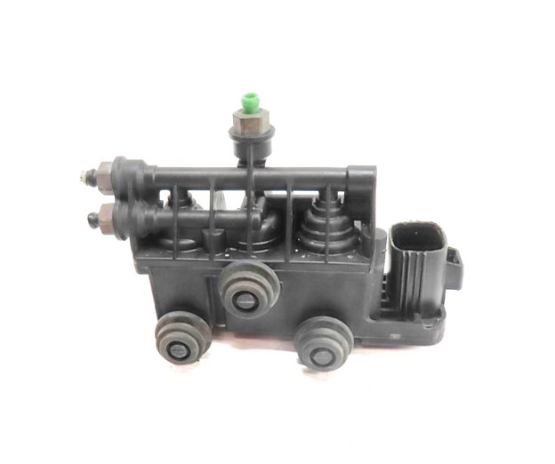 Thumbnail 2: 2010 LAND ROVER LR4 (L319) FRONT AIR RIDE SUSPENSION RELIEF VALVE BLOCK