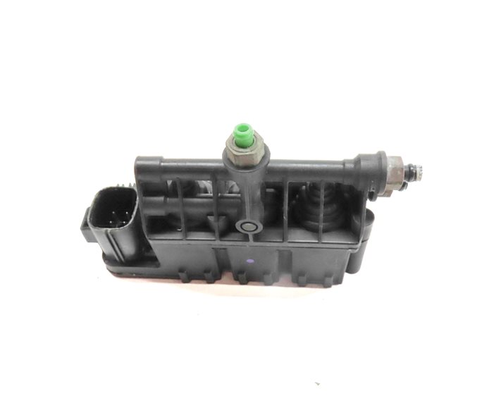 Thumbnail 4: 2010 LAND ROVER LR4 (L319) FRONT AIR RIDE SUSPENSION RELIEF VALVE BLOCK