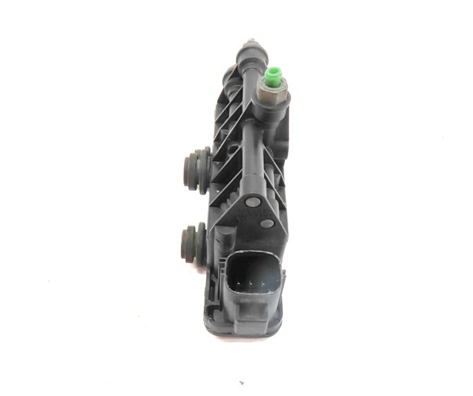 Thumbnail 5: 2010 LAND ROVER LR4 (L319) FRONT AIR RIDE SUSPENSION RELIEF VALVE BLOCK