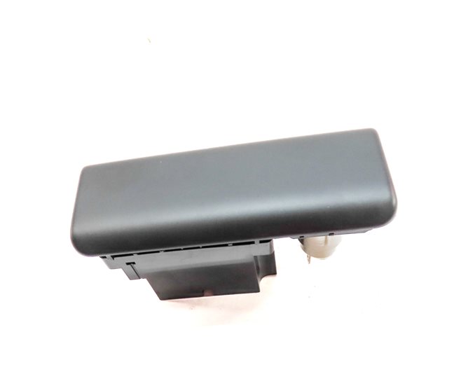Thumbnail 3: 2010 LAND ROVER LR4 (L319) AUXILIARY MEDIA AUX IN w/ 12V POWER SOCKET PANEL