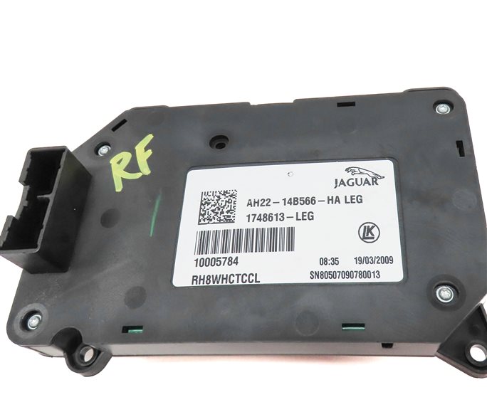 Thumbnail 8: 2010 LAND ROVER LR4 (L319) FRONT RIGHT PASSENGER SEAT POSITION ADJUST SWITCH