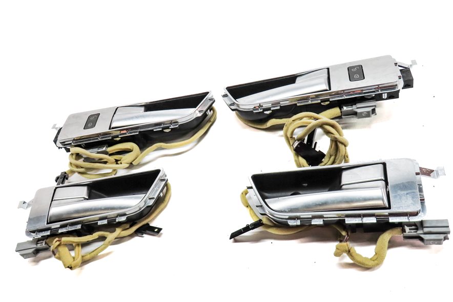 Thumbnail 3: 2010-2016 LAND ROVER LR4 - RANGE ROVER SPORT (L320) INTERIOR DOOR HANDLE SET-4