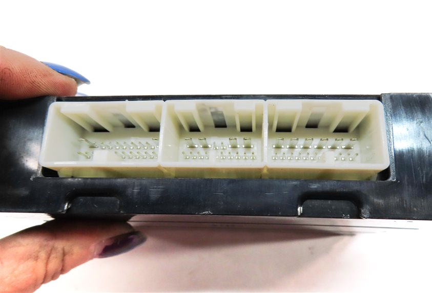 Thumbnail 8: 2010 LAND ROVER LR4 (L319) HEAT AIR AC HVAC CLIMATE CONTROL MODULE