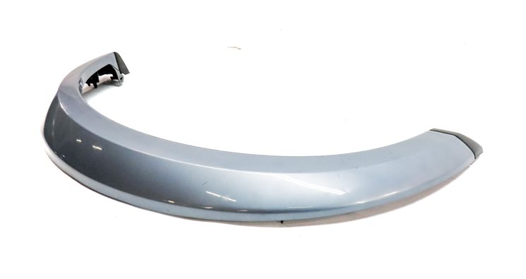2010 LAND ROVER LR4 (L319) FRONT RIGHT PASSENGER WHEEL WELL ARCH TRIM (Blue)