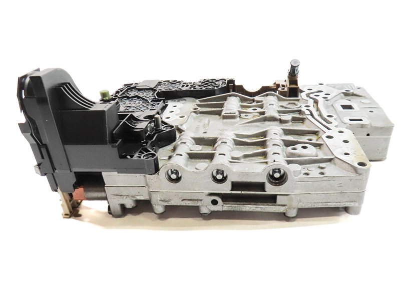 Thumbnail 3: 10-12 LR4 RANGE ROVER SPORT (L320 L322) 5.0L 6HP-28 AUTO TRANSMISSION VALVE BODY