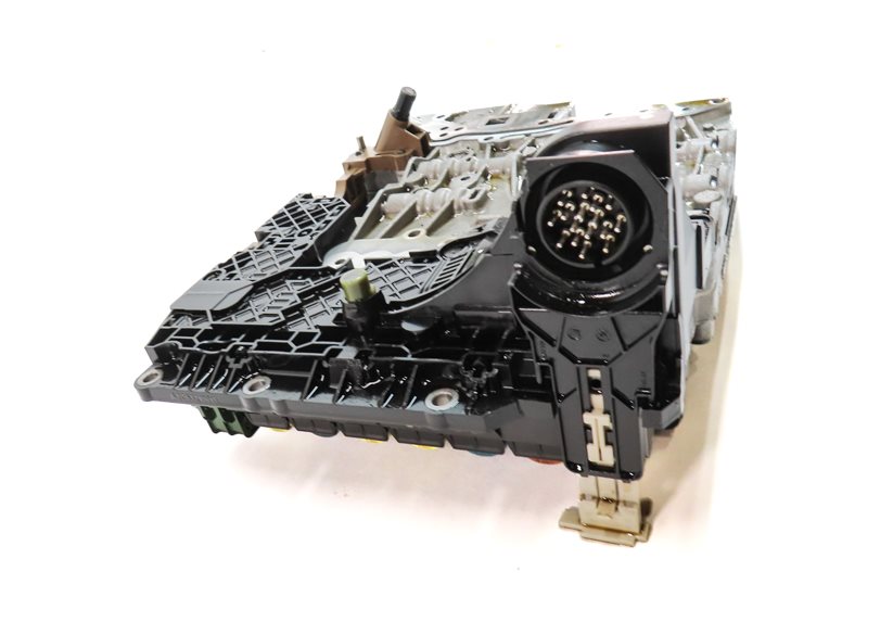 Thumbnail 5: 10-12 LR4 RANGE ROVER SPORT (L320 L322) 5.0L 6HP-28 AUTO TRANSMISSION VALVE BODY