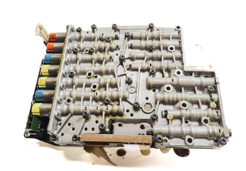 Thumbnail 8: 10-12 LR4 RANGE ROVER SPORT (L320 L322) 5.0L 6HP-28 AUTO TRANSMISSION VALVE BODY