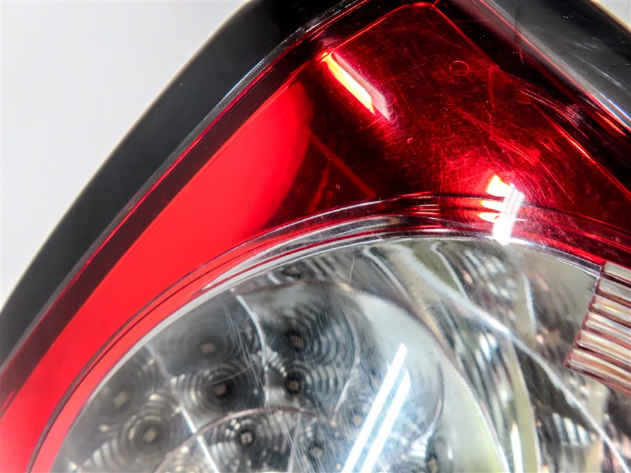 Thumbnail 10: 10-13 LAND ROVER LR4 FRONT LEFT DRIVER QUARTER PANEL TAILLIGHT BRAKE LIGHT LAMP