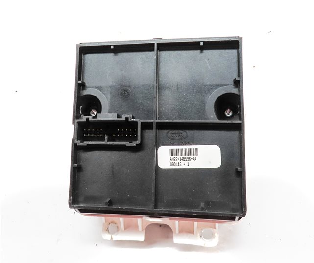 Thumbnail 7: 2010 LAND ROVER LR4 (L319) HILL DESCENT RIDE HEIGHT TERRAIN SELECT SWITCH PANEL
