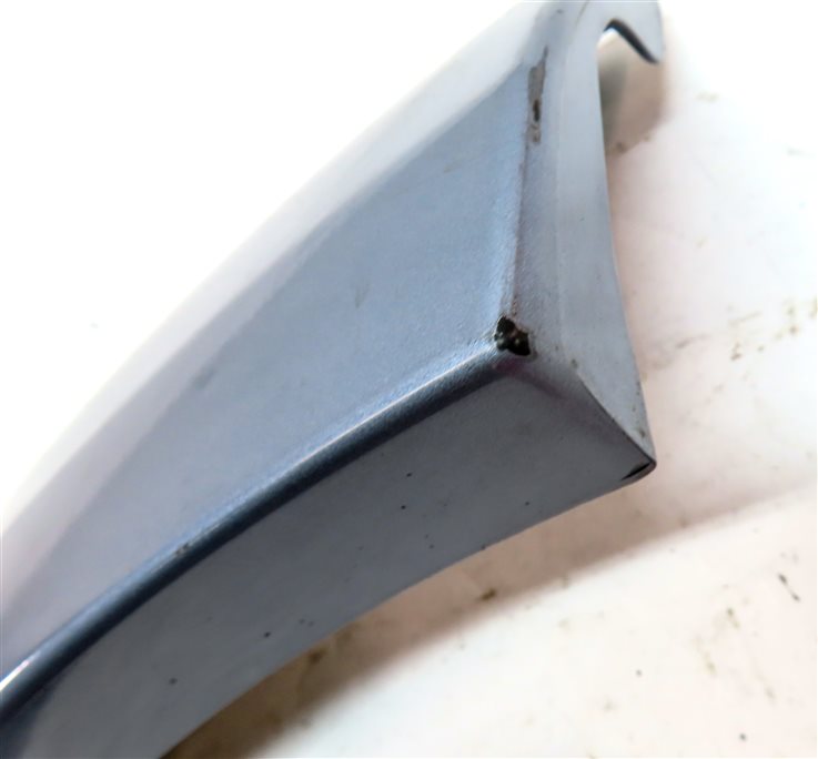 Thumbnail 11: 2010 LAND ROVER LR4 (L319) REAR LEFT FENDER WHEEL WELL TRIM ARCH MOULDING (Blue)