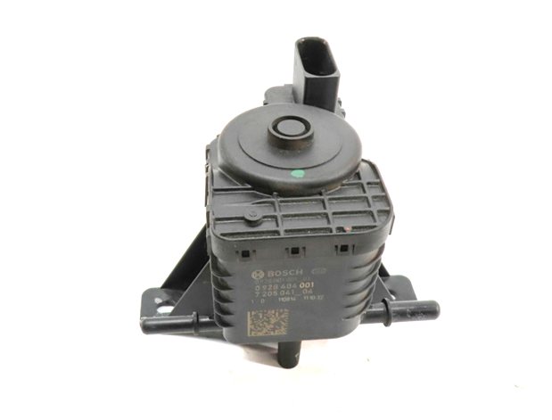 Thumbnail 4: 2012 BMW X5 (E70) 3.0L DIESEL (M57Y) ENGINE DEF SCR TRANSFER PUMP ASSEMBLY