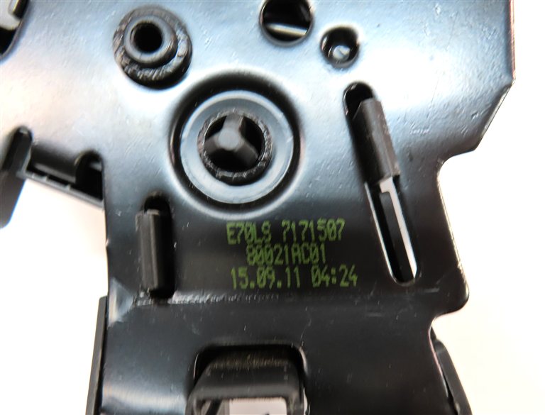 Thumbnail 9: 2012 BMW X5 (E70) REAR FOLDING SEAT BACK LOCK LATCH RELEASE HANDLE SET/2