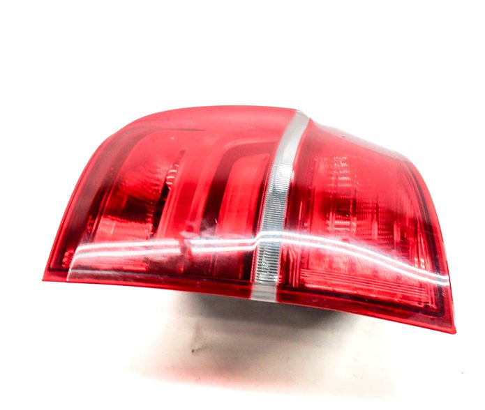 Thumbnail 3: 2011-2013 BMW X5 X5M (E70) LEFT DRIVER REAR OUTER TAILLIGHT BRAKE LIGHT LAMP