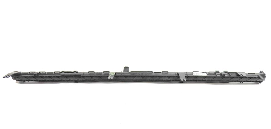 Thumbnail 7: 2007-2013 BMW X5 (E70) REAR RIGHT RETRACTABLE WINDOW SUN SCREEN PRIVACY SHADE