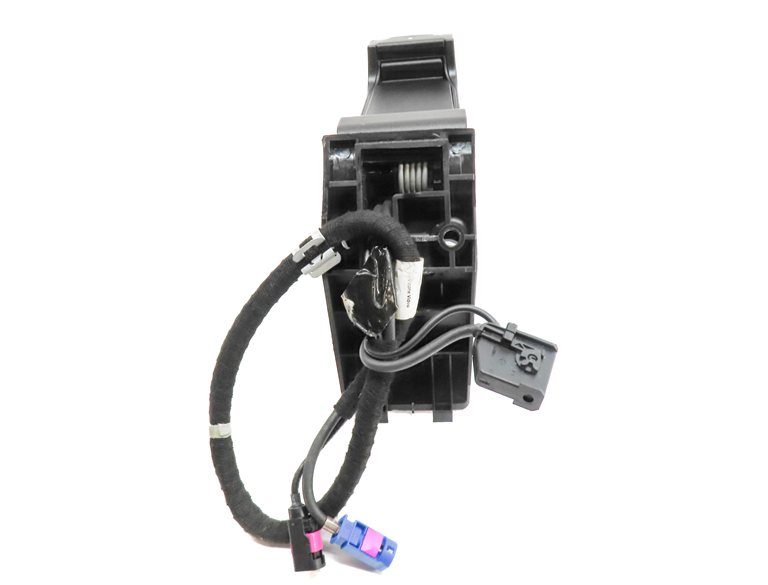 Thumbnail 4: 2012 BMW X5 (E70) FRONT CENTER CONSOLE CELL PHONE CHARGER CRADLE HOLDER