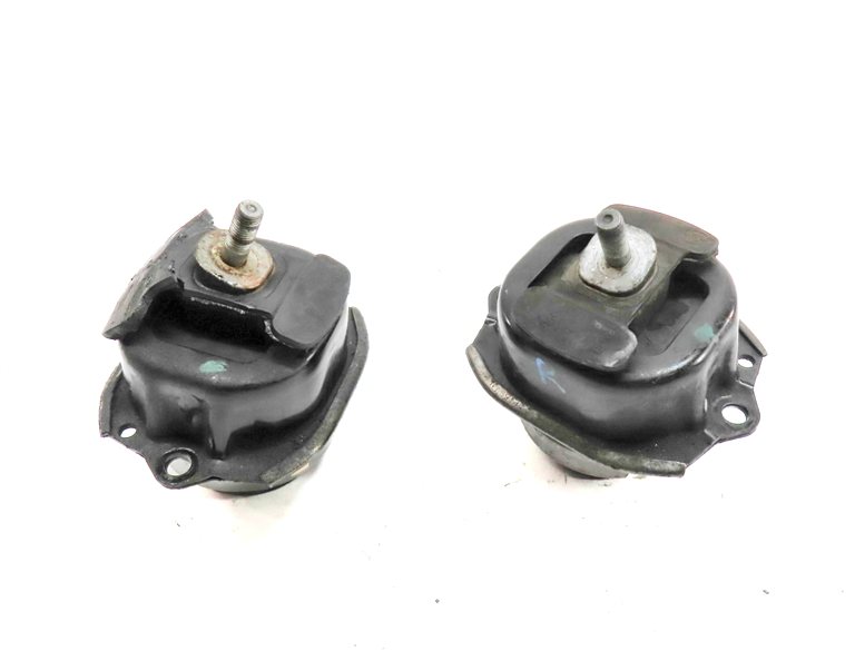 Thumbnail 2: 2012 BMW X5 (E70) 3.0L DIESEL (M57Y) ENGINE MOTOR MOUNT SUPPORT SET/2