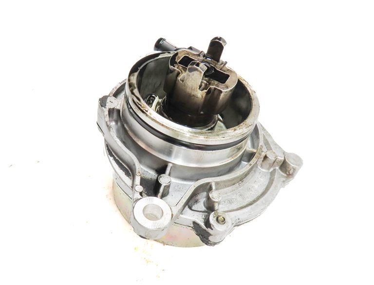Thumbnail 3: 2009-2013 BMW X5 335D (E70 E90) 3.0L M57Y TURBO DIESEL ENGINE BRAKE VACUUM PUMP
