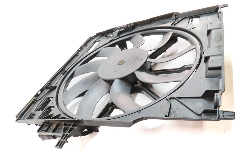 Thumbnail 4: 2009-2014 BMW X5 X6 (E70 E71) 3.0L N55 TURBO / 3.0L DIESEL COOLING FAN 850 WATT