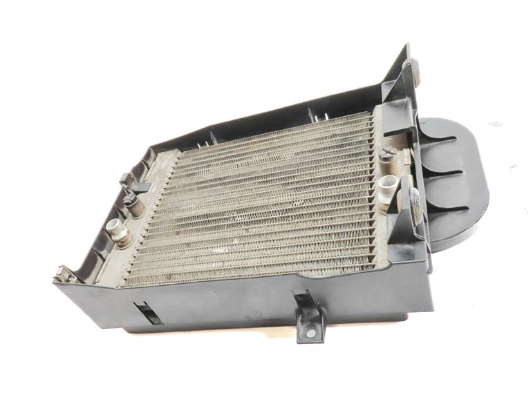 Thumbnail 2: 2008-2014 BMW X5 X5M X6 X6M (E70 E71) 3.0L / 4.4L TWIN TURBO AUXILIARY RADIATOR