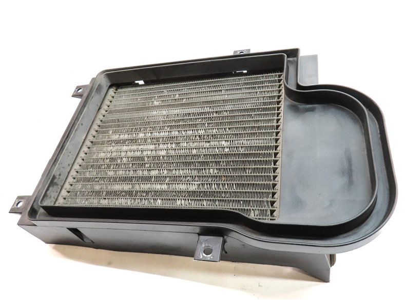 Thumbnail 6: 2008-2014 BMW X5 X5M X6 X6M (E70 E71) 3.0L / 4.4L TWIN TURBO AUXILIARY RADIATOR