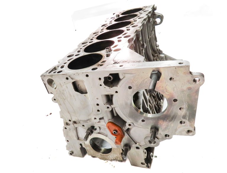 Thumbnail 5: 09-13 BMW X5 335D (E70 E90) 3.0L TWIN TURBO M57Y DIESEL ENGINE CYLINDER BLOCK