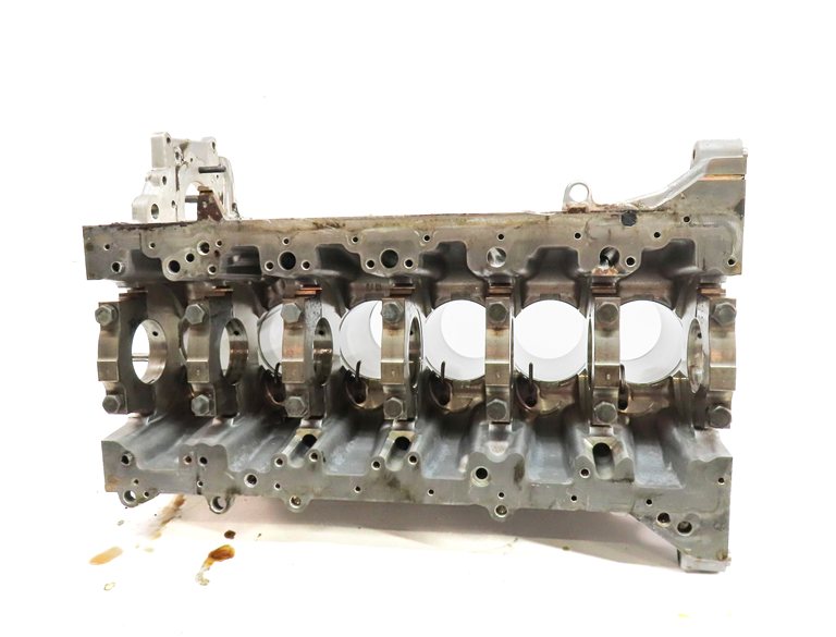 Thumbnail 6: 09-13 BMW X5 335D (E70 E90) 3.0L TWIN TURBO M57Y DIESEL ENGINE CYLINDER BLOCK