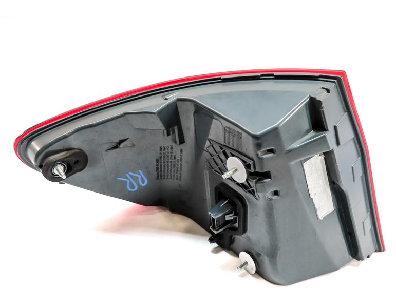 Thumbnail 5: 2011-2013 BMW 528i 535i 550i M5 (F10) RIGHT PASSENGER TAILLIGHT BRAKE LIGHT LAMP