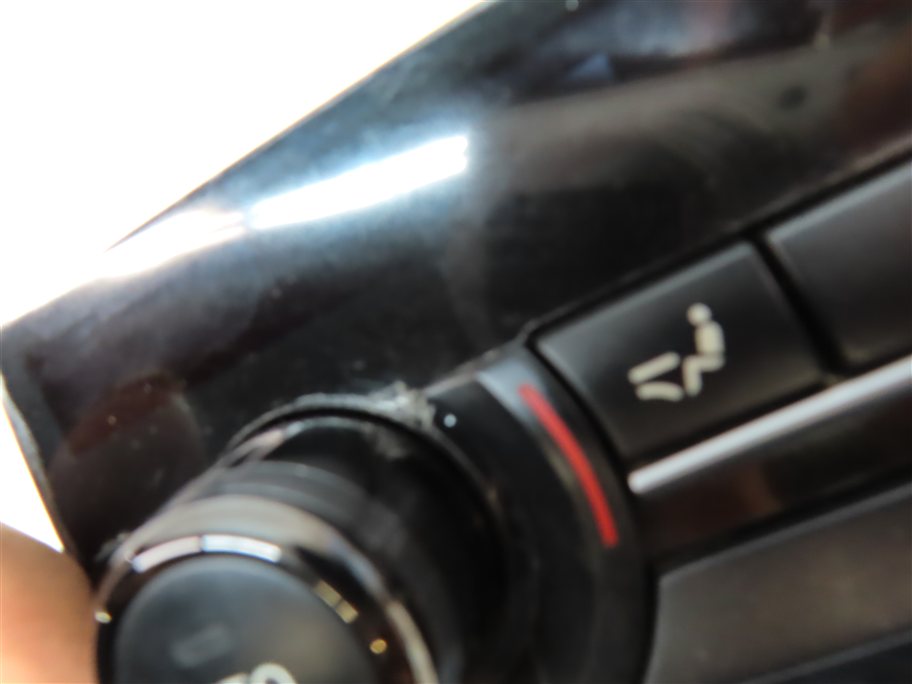 Thumbnail 9: 2010-2019 BMW 528i 535i 550i 740i 750i 760i (F01 F06 F10) REAR TEMPERATURE PANEL