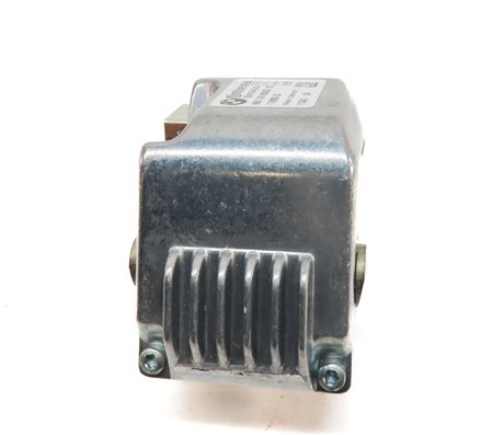 Thumbnail 6: 2011-2012 BMW 528i 535i 550i M5 (F10) FRONT LANE DEPARTURE WARNING CAMERA
