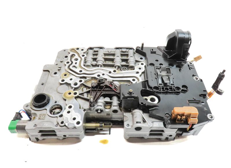Thumbnail 5: 2012-2013 BMW 535i 535iGT (F07 F10) 3.0L RWD 8HP45 AUTO TRANSMISSION VALVE BODY