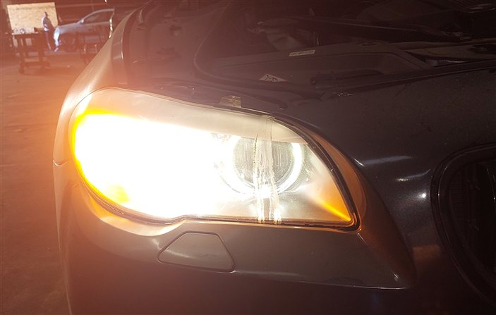 Thumbnail 2: 2011-2013 BMW 528i 535i 550i M5 (F10) RIGHT XENON HID ADAPTIVE HEADLIGHT LAMP