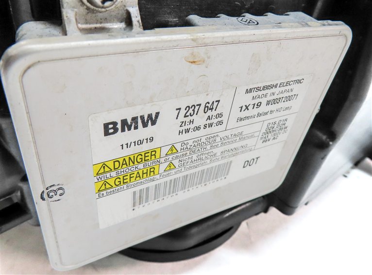Thumbnail 8: 2011-2013 BMW 528i 535i 550i M5 (F10) RIGHT XENON HID ADAPTIVE HEADLIGHT LAMP