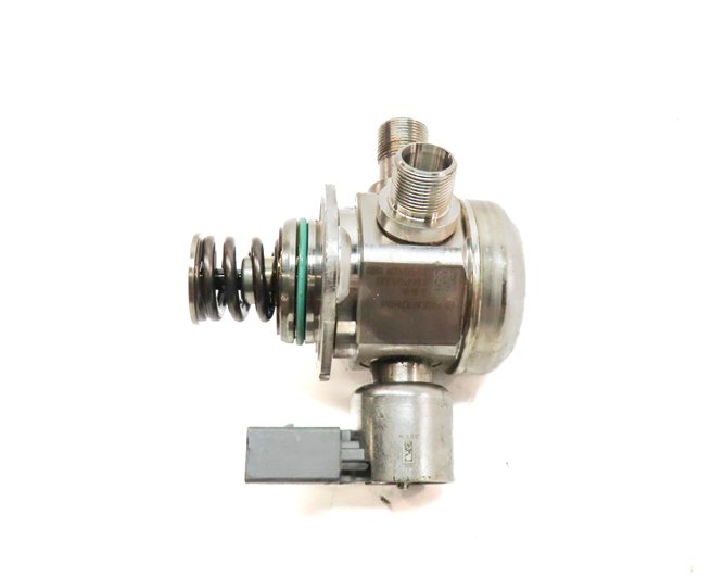 Thumbnail 7: 11-20 MERCEDES E S SL GL (W205 W166 W212 X166 X253) V8 LEFT MECHANICAL FUEL PUMP