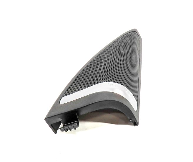Thumbnail 2: 18 MERCEDES GLS450 (X166) FRONT RIGHT HARMAN KARDON TWEETER SPEAKER COVER GRILLE