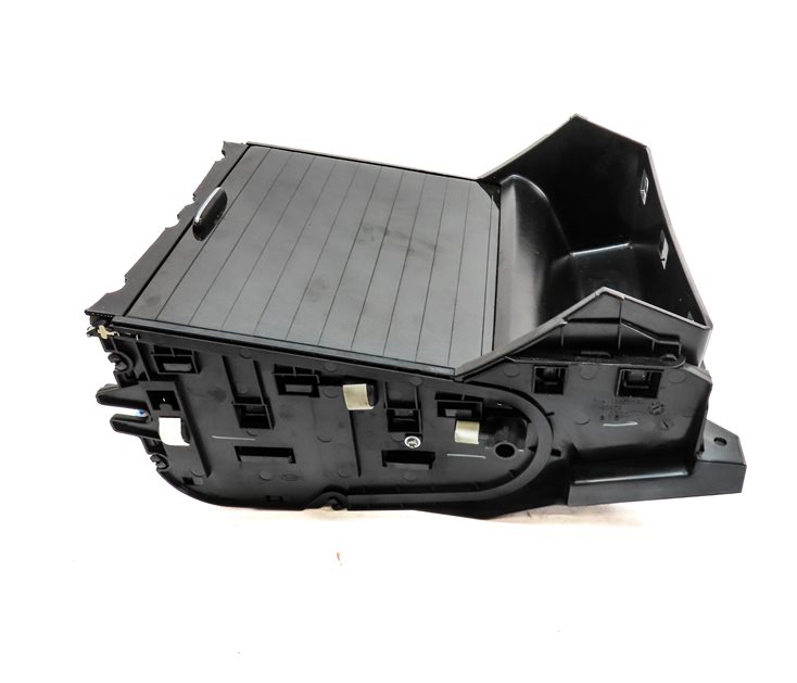Thumbnail 6: 2018 MERCEDES GLS450 (X166) FRONT CENTER CONSOLE DUAL CUPHOLDER w/12V SOCKET