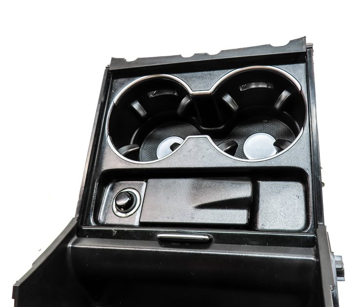 Thumbnail 9: 2018 MERCEDES GLS450 (X166) FRONT CENTER CONSOLE DUAL CUPHOLDER w/12V SOCKET