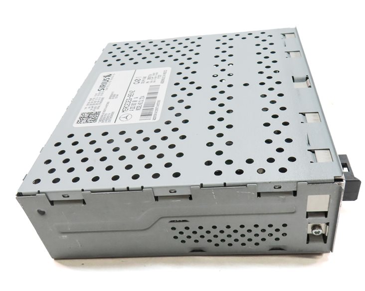 Thumbnail 4: 13-20 MERCEDES B CLA E GL GLA GLE (C117 X156 X166) SIRUIS SATELLITE RADIO MODULE