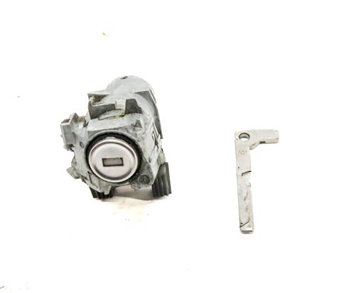 Thumbnail 2: 2018 MERCEDES GLS450 (X166) FRONT LEFT DRIVER DOOR HANDLE LOCK CYLINDER w/ KEY